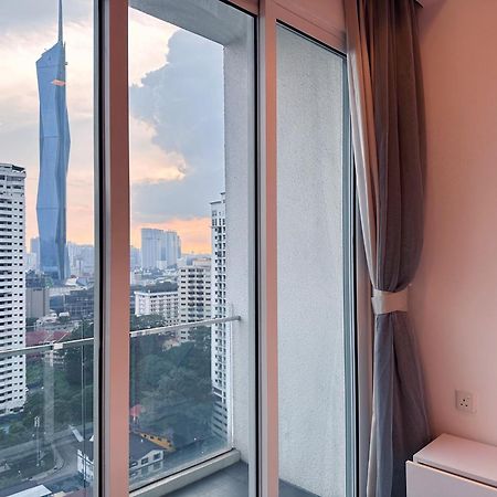 Lux Suites Kl City Pavilion Bukit Bintang With Infinity Pool Kuala Lumpur Exterior foto