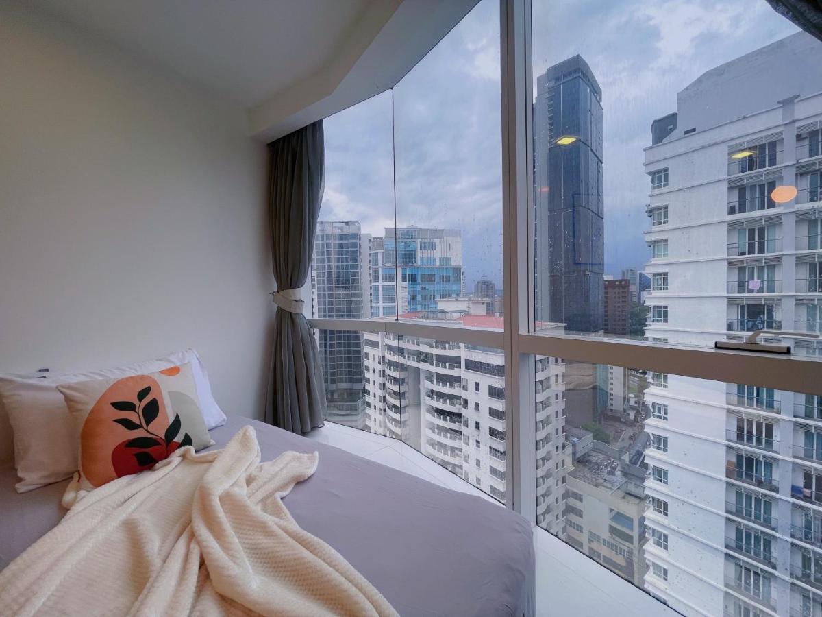 Lux Suites Kl City Pavilion Bukit Bintang With Infinity Pool Kuala Lumpur Exterior foto